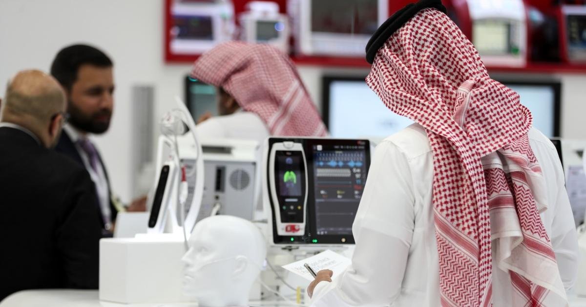 Saudi Authorities Close Jeddah Clinic for Unlicensed Weight-Loss Surgeries