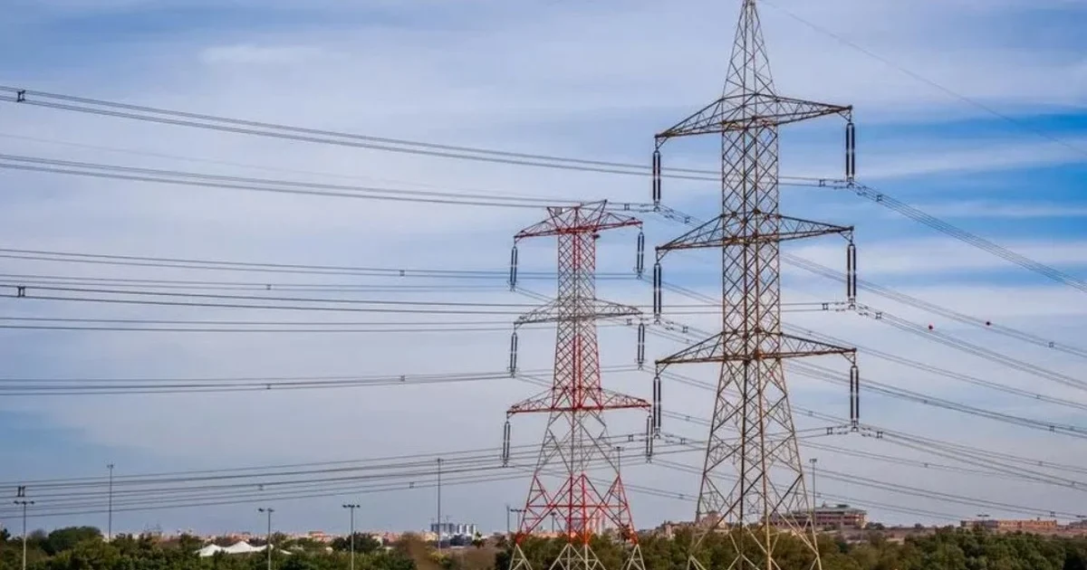 Kuwait Power Grid Partly Disrupted After Falling Defence Debris Hits Lines