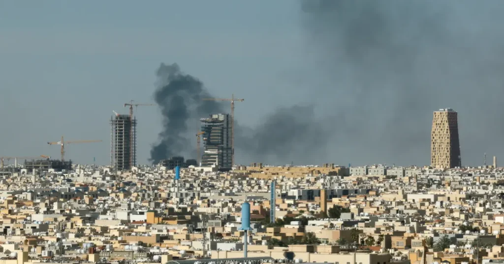 Qatar Air Defences Intercept Missile Attack Amid Rising Middle East Tensions 