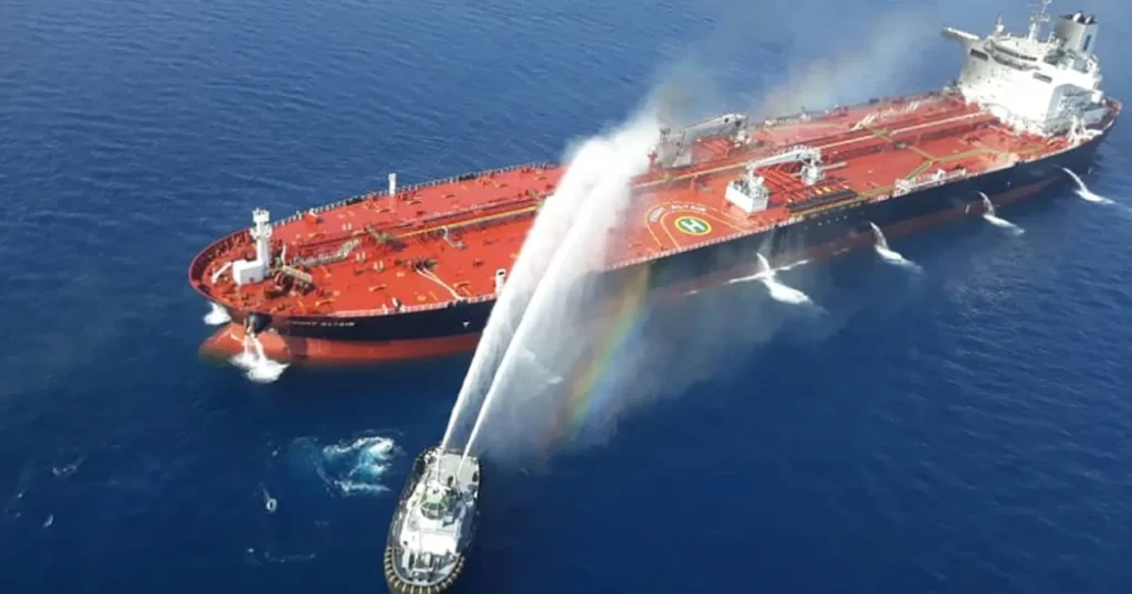 Tanker Hit Off Fujairah as Gulf Shipping Faces Rising Danger