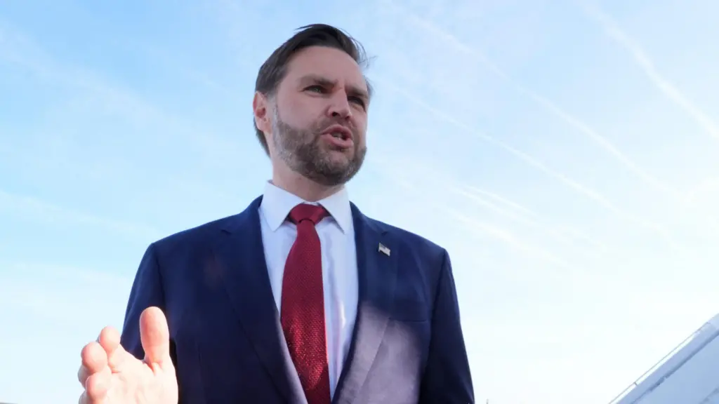  Iran Delegation Visits Pakistan to hold US talks as Lebanon Issue expands.