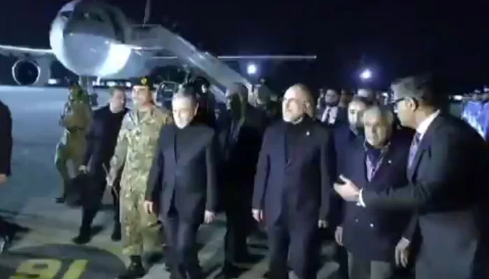 Iranian envoys arrive in Islamabad to hold important peace talks with the US.