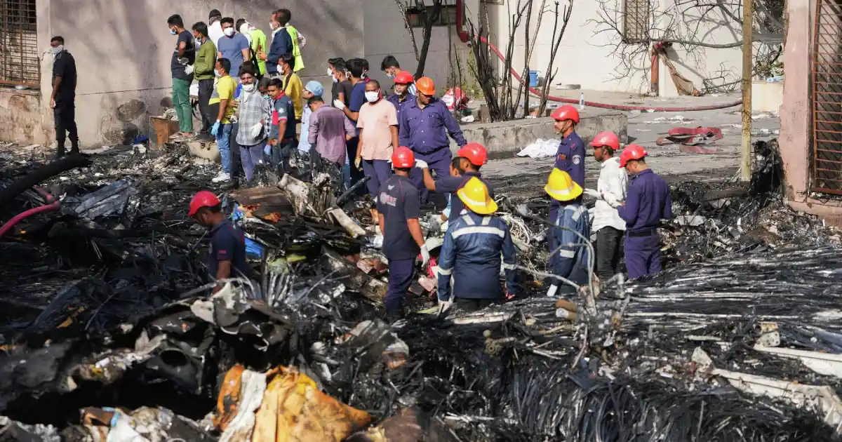 One Dead and Four Injured in Fatal Debris Incident at Abu Dhabi Gas Facility