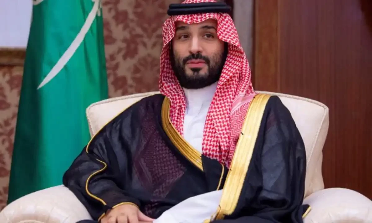 The Saudi Crown Prince is called by the Kuwait Crown Prince.